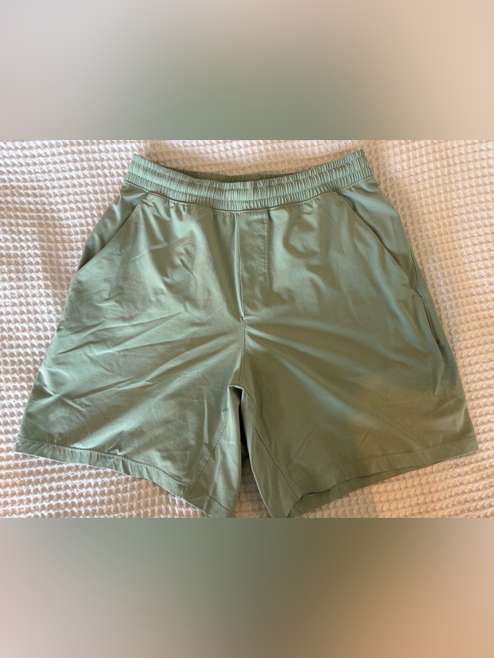Men's Lululemon Performance Shorts - Sage Green